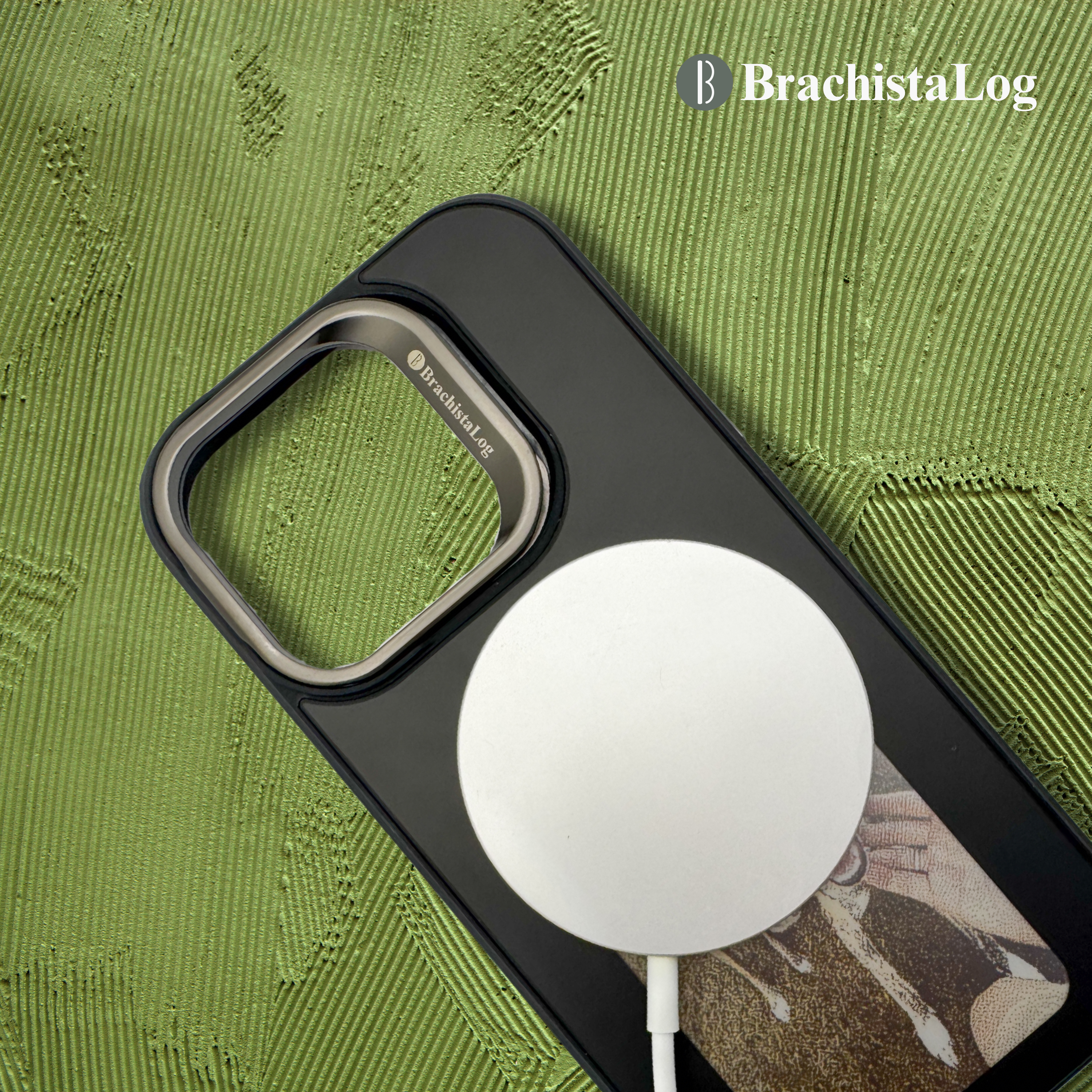 LogCase | E-Paper Smartphone Case - BrachistaLog