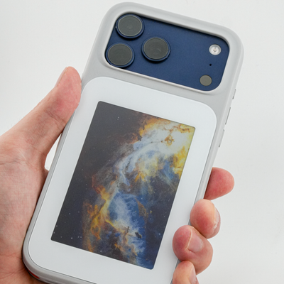 LogCase Full Colour | E-Paper iPhone Case